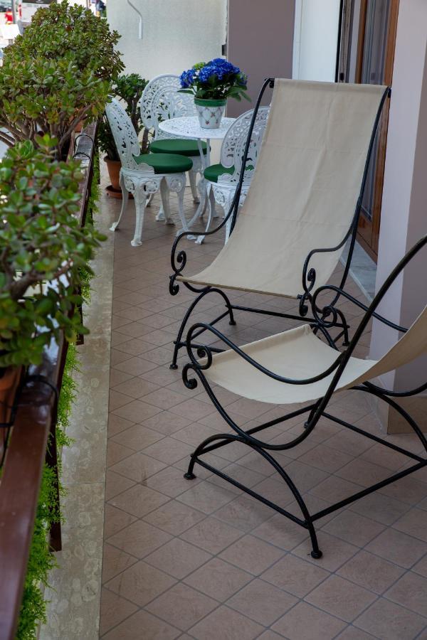 Angel Luxury Suite Sorrento Exterior photo