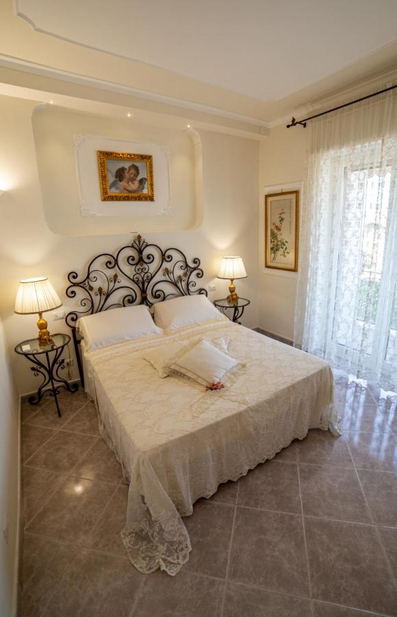 Angel Luxury Suite Sorrento Exterior photo
